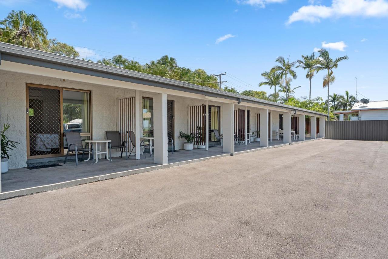 Kinka Palms Motel Yeppoon Exterior photo