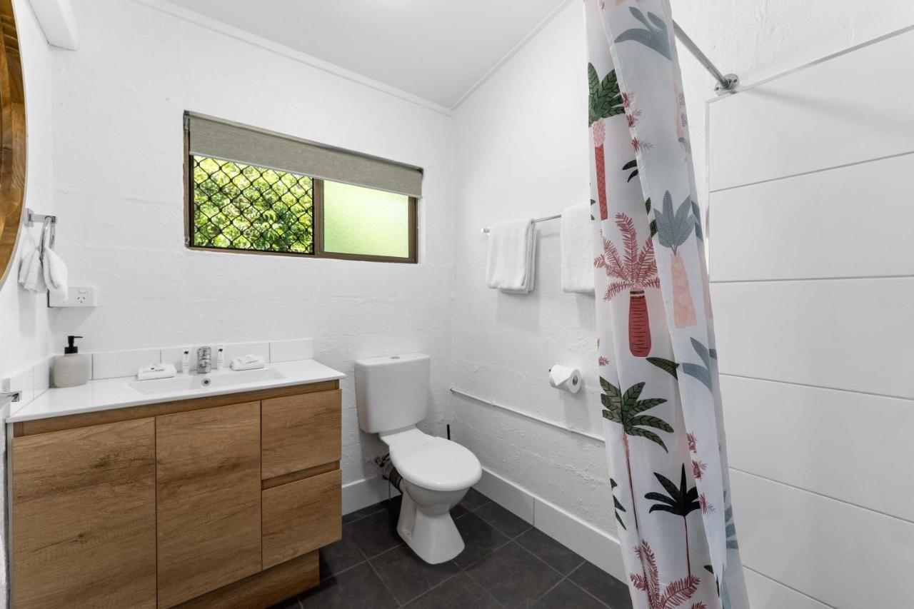 Kinka Palms Motel Yeppoon Exterior photo