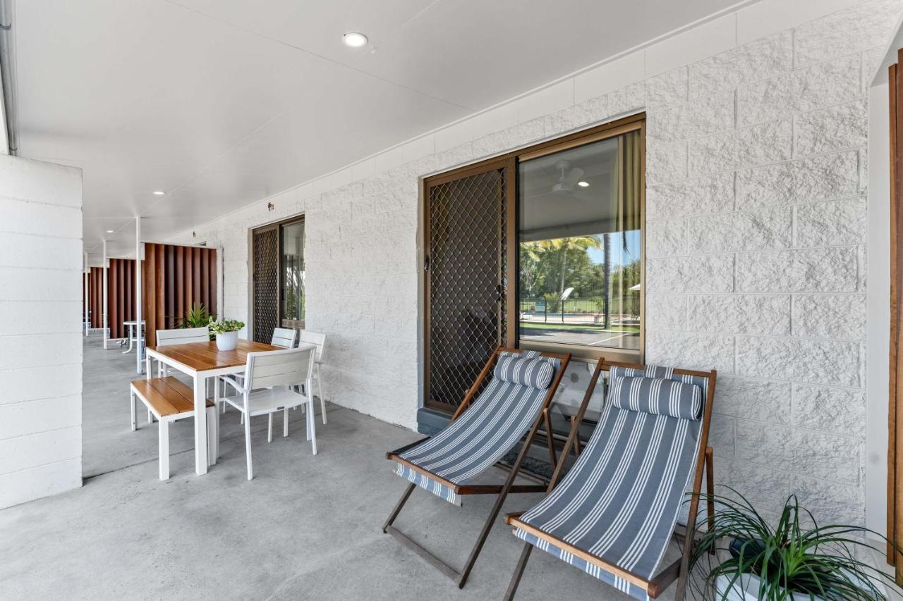 Kinka Palms Motel Yeppoon Exterior photo